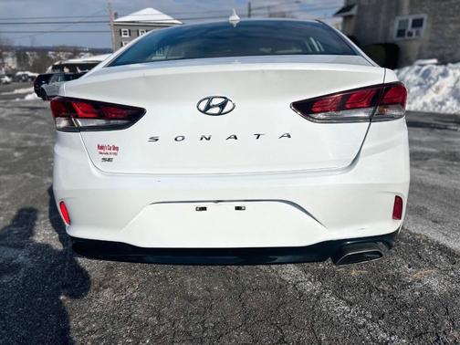 2018 Hyundai SONATA SE