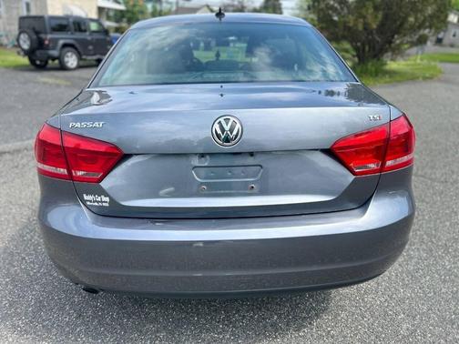 Reflex Silver Metallic 2015 Volkswagen Passat 1.8T Limited Edition