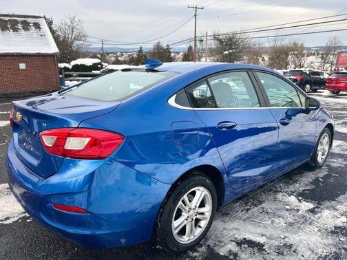 2017 Chevrolet Cruze LT