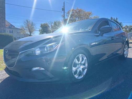 2016 Mazda Mazda3 i Sport