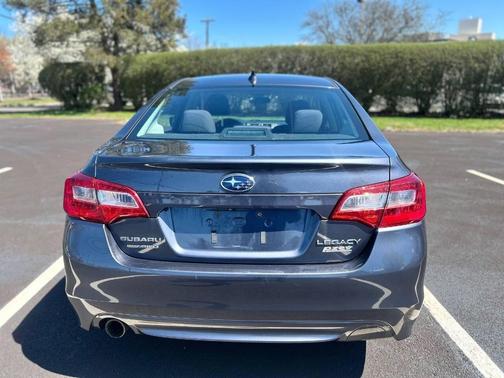 Carbide Gray Metallic 2016 Subaru Legacy Premium