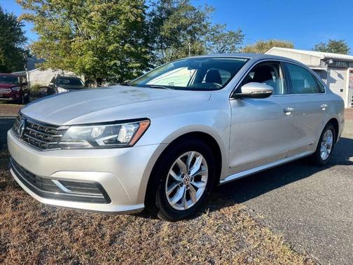 2016 Volkswagen Passat 1.8T S