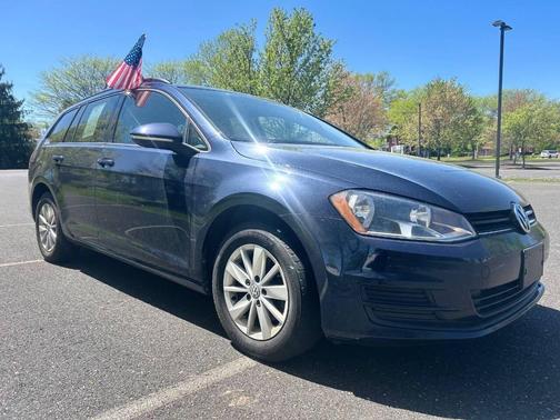 2017 Volkswagen Golf SportWagen TSI S