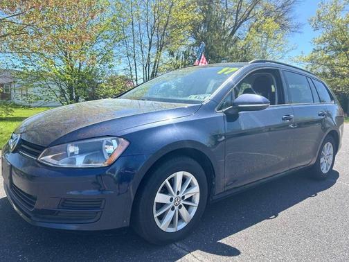 2017 Volkswagen Golf SportWagen TSI S