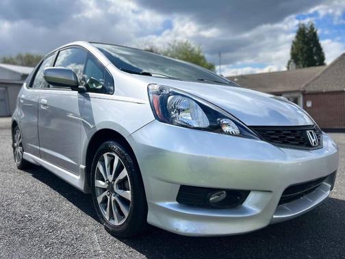 Alabaster Silver Metallic 2013 Honda Fit Sport