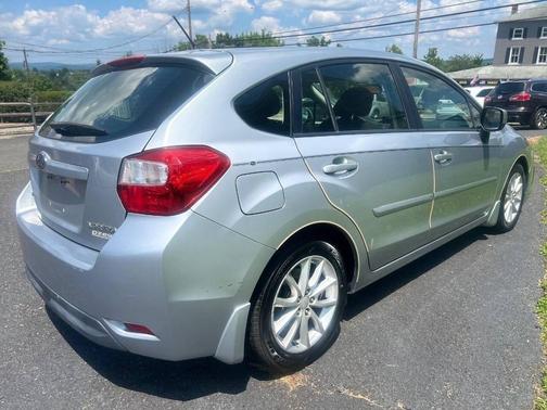 2013 Subaru Impreza 2.0i Premium