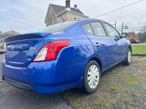 2015 Nissan Versa 1.6 SV
