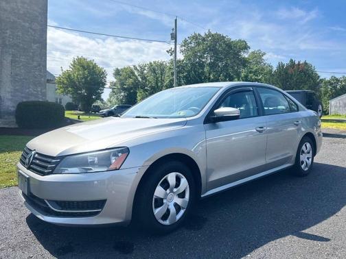 2014 Volkswagen Passat 2.5L S