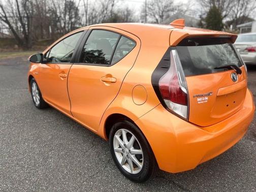 2015 Toyota Prius c One