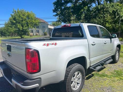 Silver Ice Metallic 2018 Chevrolet Colorado WT