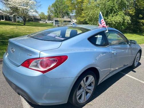 2010 Hyundai Genesis Coupe 2.0T