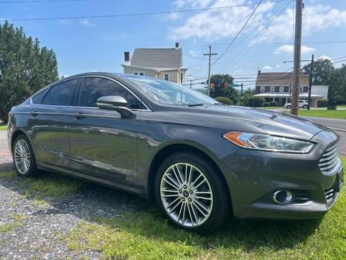 2015 Ford Fusion SE