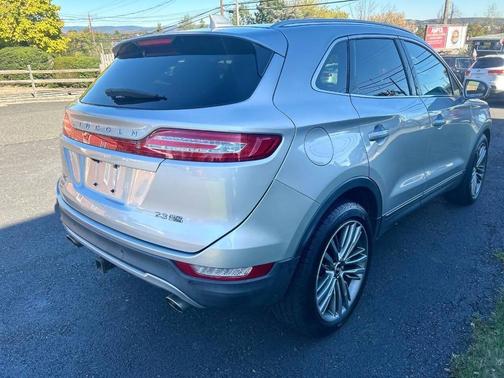 2015 Lincoln MKC Base