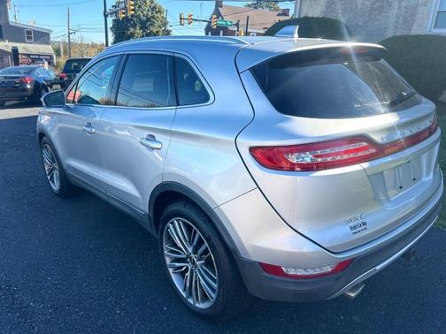 2015 Lincoln MKC Base