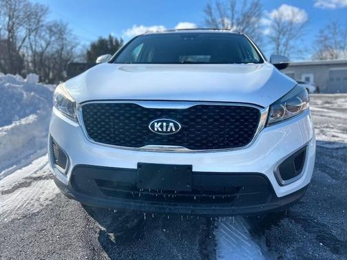 2017 Kia Sorento LX