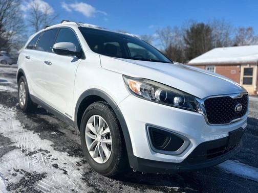 2017 Kia Sorento LX