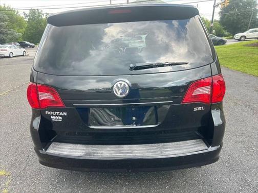 2012 Volkswagen Routan SEL
