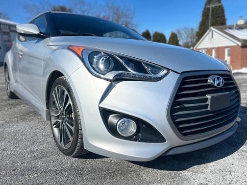 2016 Hyundai Veloster Turbo