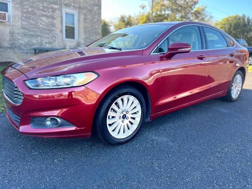 2014 Ford Fusion Hybrid SE