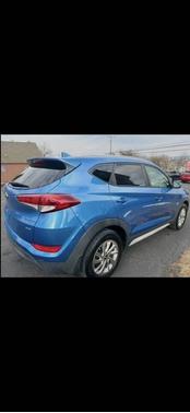 Caribbean Blue 2017 Hyundai TUCSON SE Plus