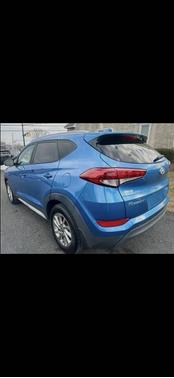 Caribbean Blue 2017 Hyundai TUCSON SE Plus