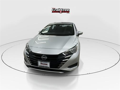 2023 Nissan Versa 1.6 SV