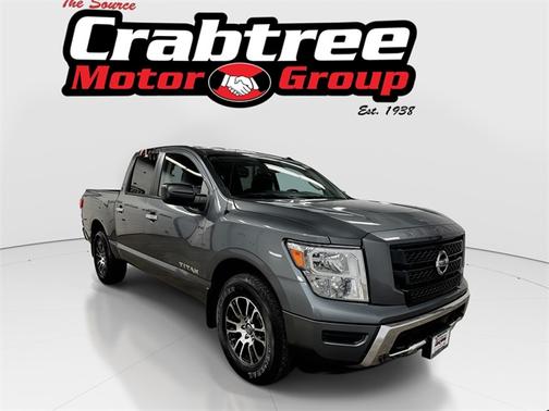 2021 Nissan Titan SV