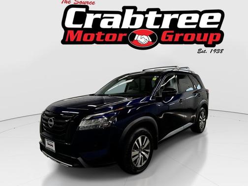 Deep Ocean Blue 2023 Nissan Pathfinder SL