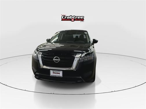 2023 Nissan Pathfinder S