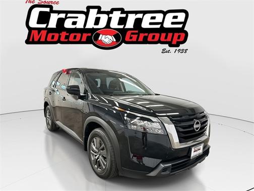 2023 Nissan Pathfinder S
