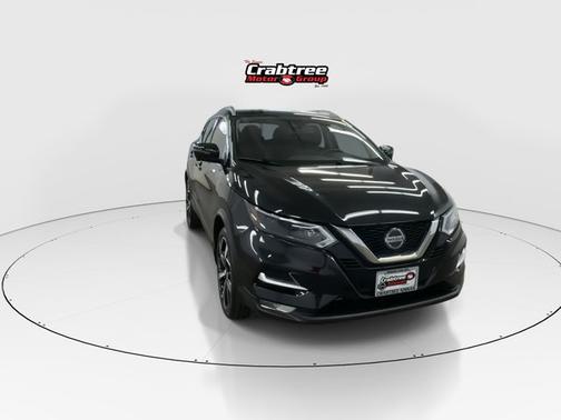2022 Nissan Rogue Sport SL