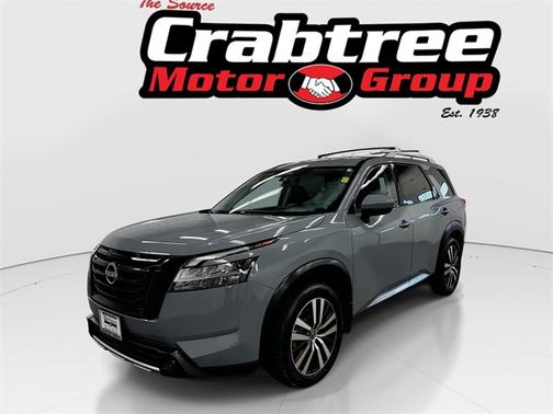 2023 Nissan Pathfinder Platinum