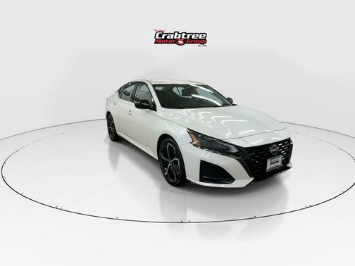 2023 Nissan Altima 2.5 SR