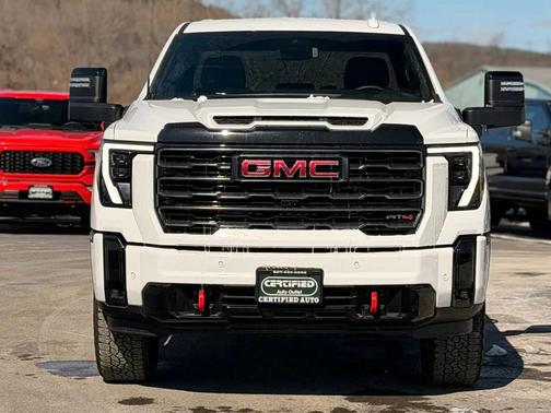 2025 GMC Sierra 2500 AT4
