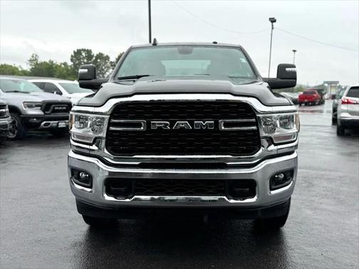 2024 RAM 2500 Big Horn Crew Cab 4WD LWB