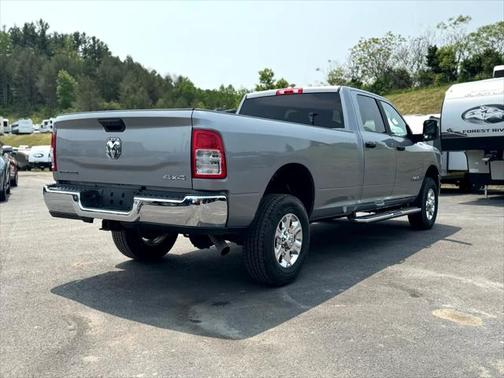 2023 RAM 2500 Big Horn Crew Cab 4WD LWB