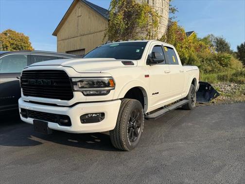 White 2022 RAM 2500 Laramie Crew Cab SWB 4WD