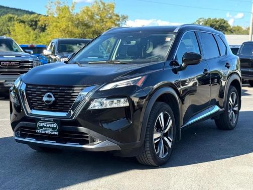 2022 Nissan Rogue SL