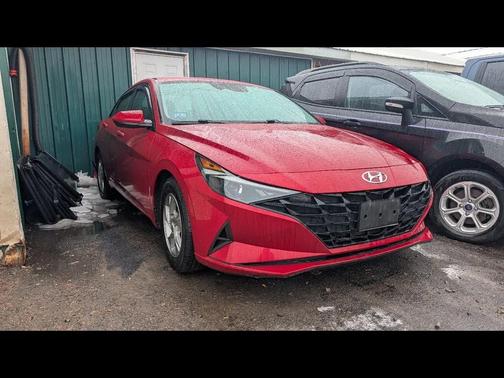 2021 Hyundai ELANTRA SE