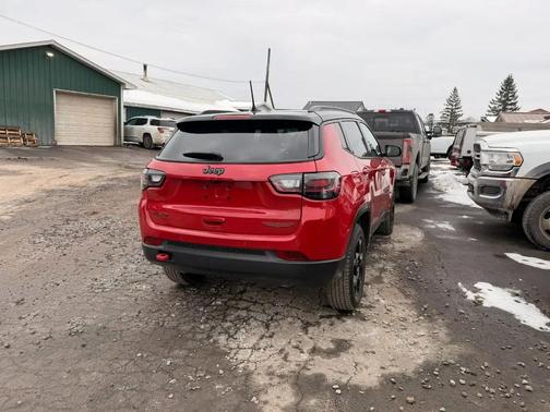 2024 Jeep Compass Trailhawk