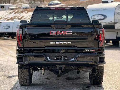 2025 GMC Sierra 2500 AT4