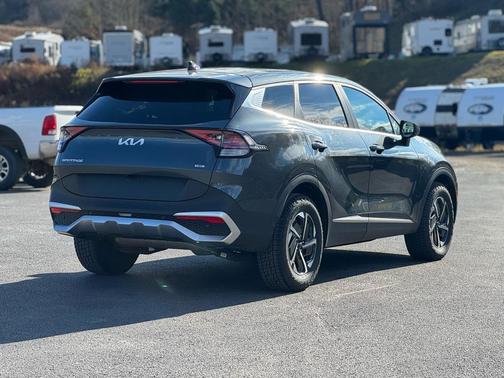 2023 Kia Sportage Hybrid LX