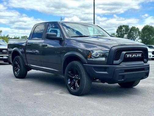 2024 RAM 1500 Classic Warlock Crew Cab 4WD