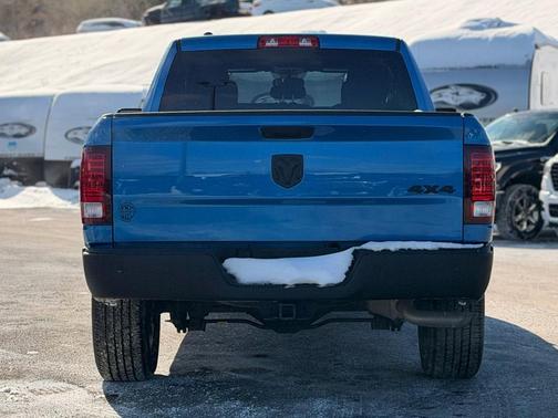 2022 RAM 1500 Classic Warlock Quad Cab 4WD