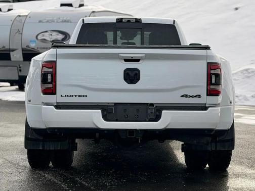 2023 RAM 3500 Limited Crew Cab LWB 4WD DRW
