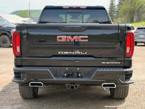 Black 2023 GMC Sierra 1500 Denali