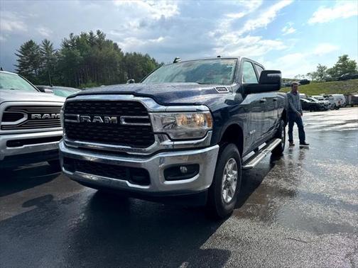 2024 RAM 2500 Big Horn Crew Cab 4WD
