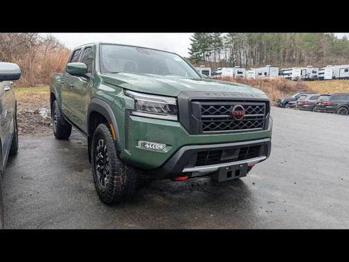 2024 Nissan Frontier PRO-4X