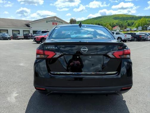 2024 Nissan Versa 1.6 S