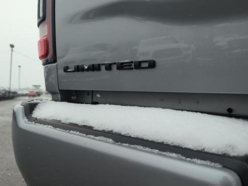 2023 RAM 2500 Limited Crew Cab SWB 4WD